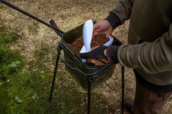 Spomb Single Bucket Stand Kit - Image 5