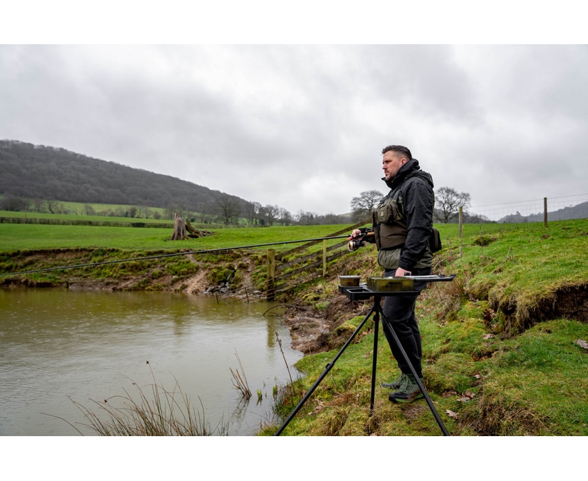 Korum Tacna Allrounder Tray & Tripod Adaptor - Slika 4